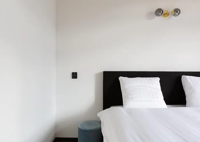 At 7 رايسفايك