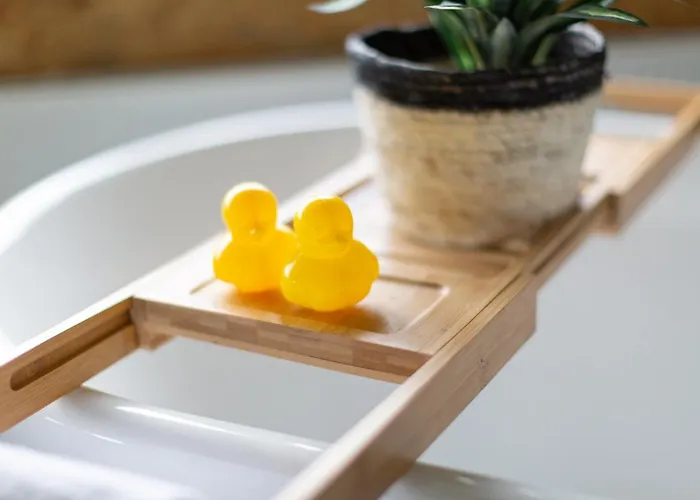 Ξενοδοχείο At 7 3*